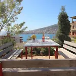Apartments,vila * Sarandë