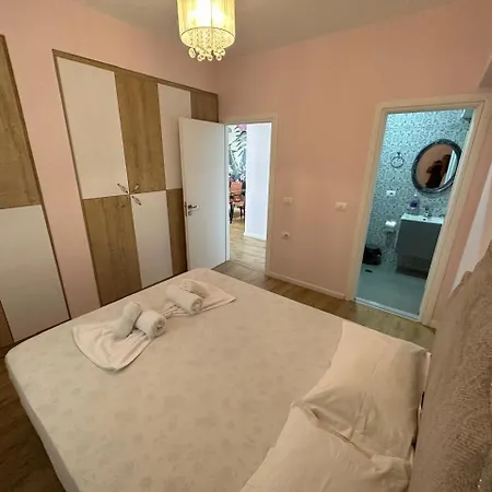 Apartment Apartments,vila Sarandë